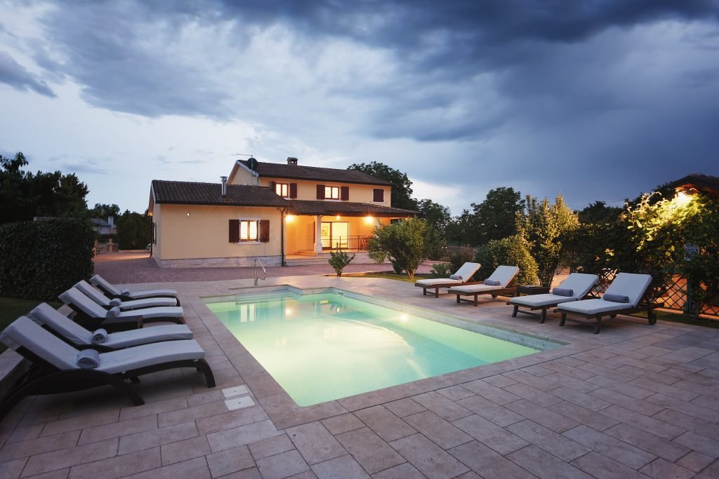 House For rent - ISTARSKA PAZIN - OKOLICA