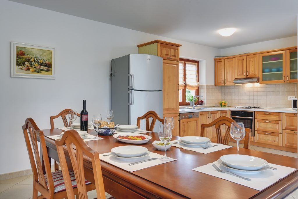 House For rent - ISTARSKA PAZIN - OKOLICA