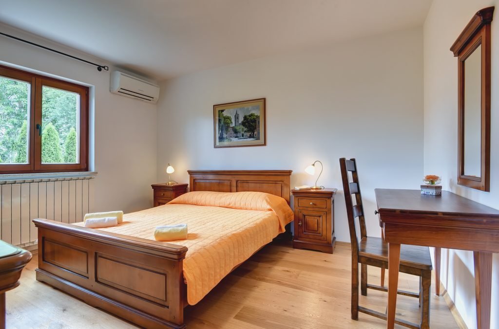 House For rent - ISTARSKA PAZIN - OKOLICA