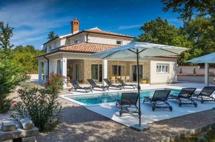 House for rent 236 m² – Rabac