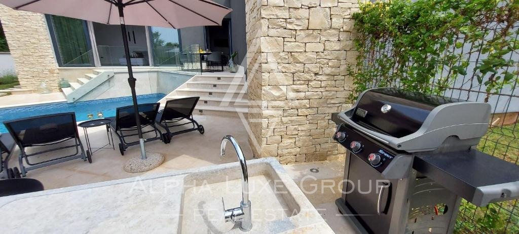 House For rent - ISTARSKA KAšTELIR-LABINCI