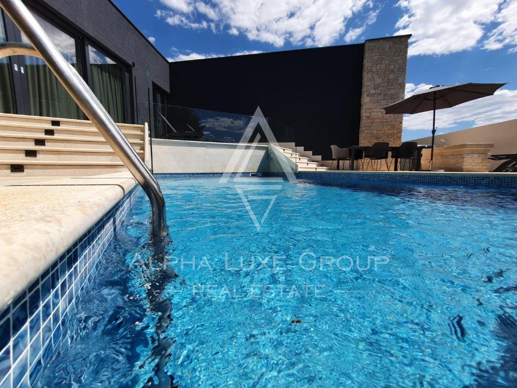 House For rent - ISTARSKA KAšTELIR-LABINCI