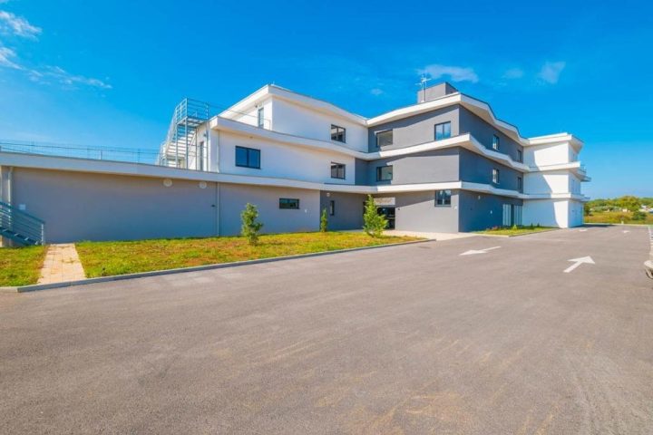 Hotel Na predaj - Istarska Vabriga - foto 2/40