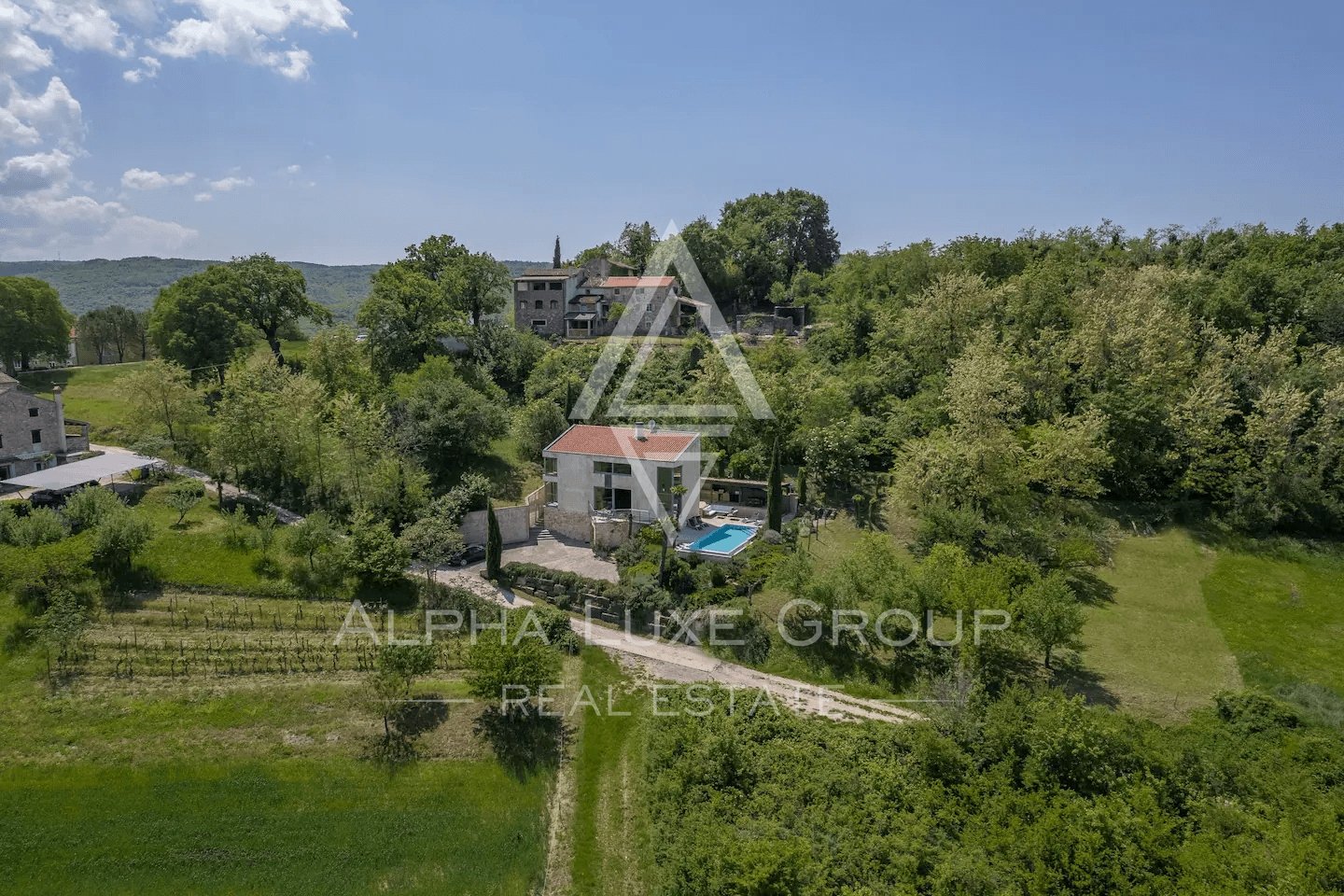 House For rent - ISTARSKA KAROJBA