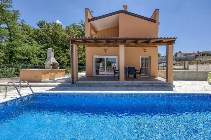 Dom do wynajęcia 84 m² – Poreč