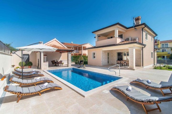 Dom do wynajęcia 138 m² – Poreč