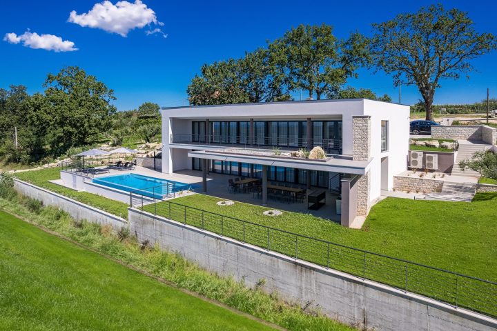 Kuća na prodaju 497 m² – Grožnjan