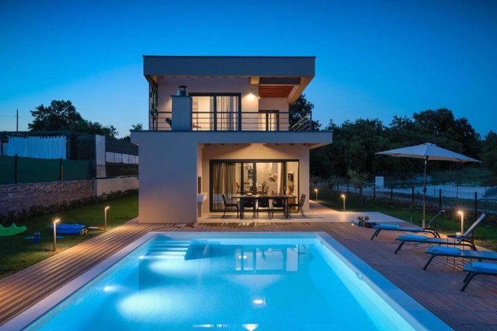 Dom na prenájom 272 m² – Štokovci