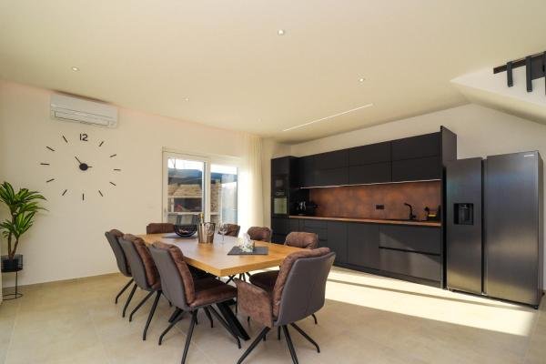 Maison À louer - ISTARSKA CEROVLJE
