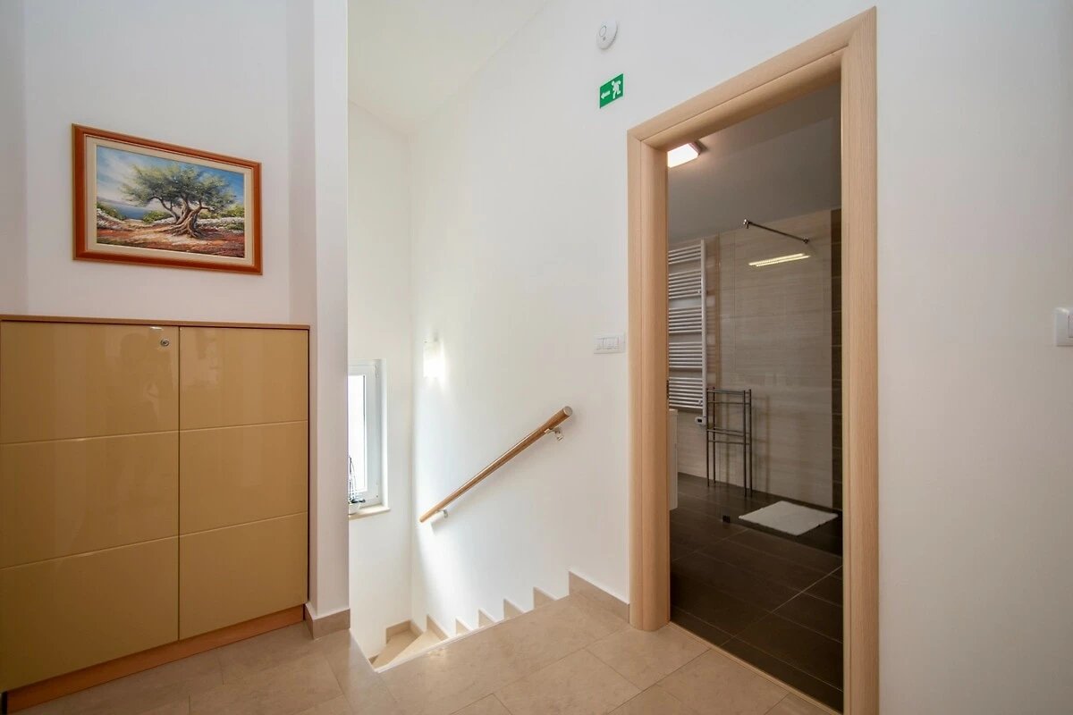 Haus Zu vermieten - ISTARSKA LIžNJAN