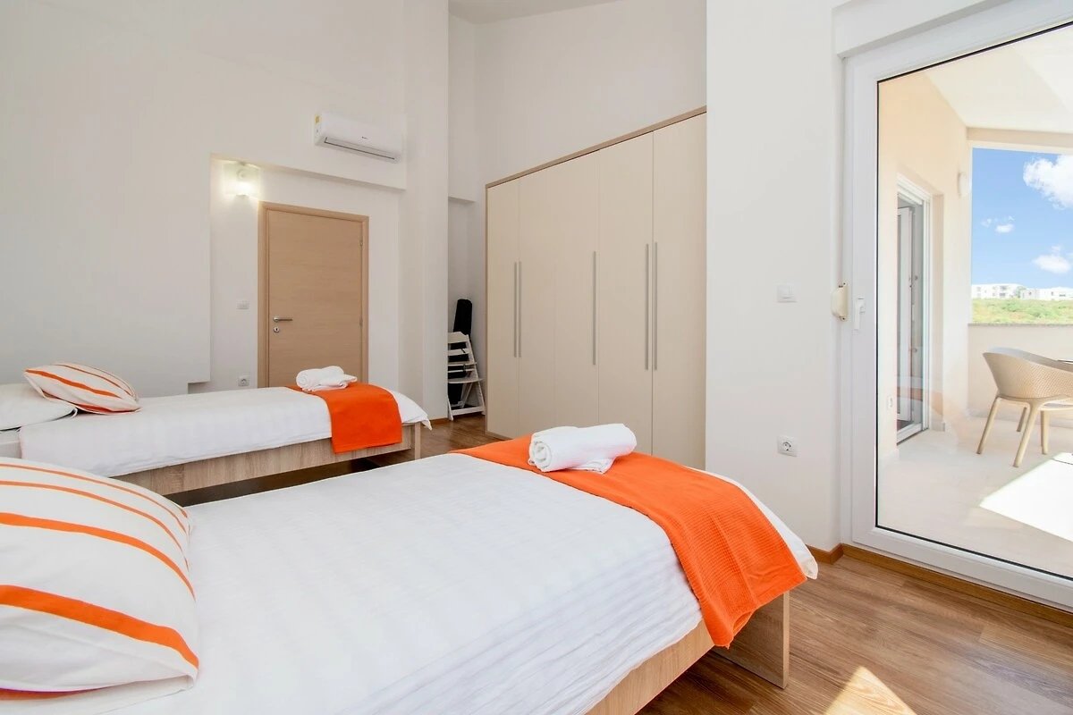 Haus Zu vermieten - ISTARSKA LIžNJAN