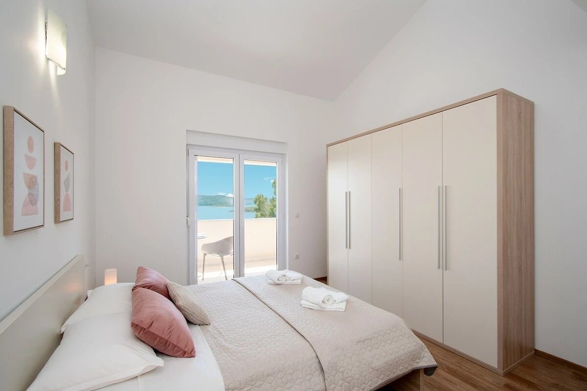 Haus Zu vermieten - ISTARSKA LIžNJAN