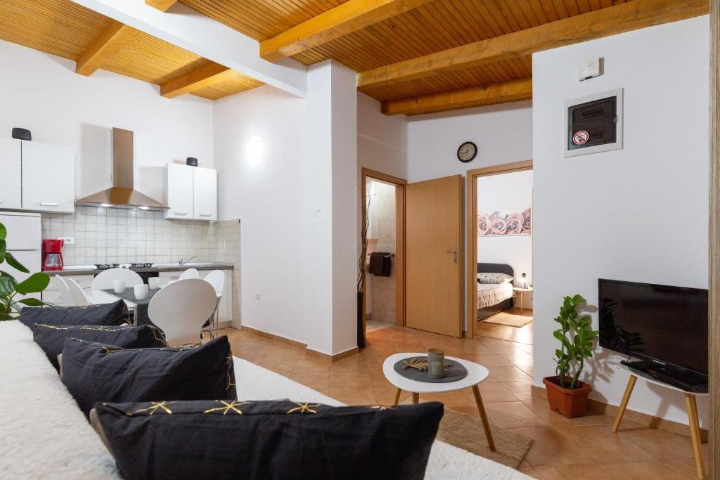 House For rent - ISTARSKA FAžANA