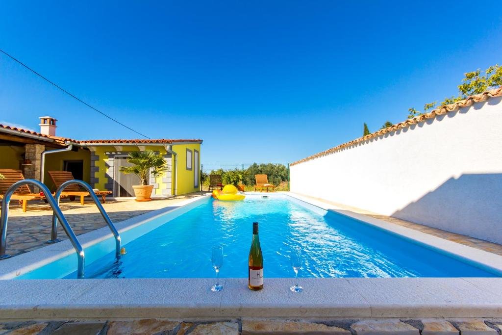 House For rent - ISTARSKA FAžANA