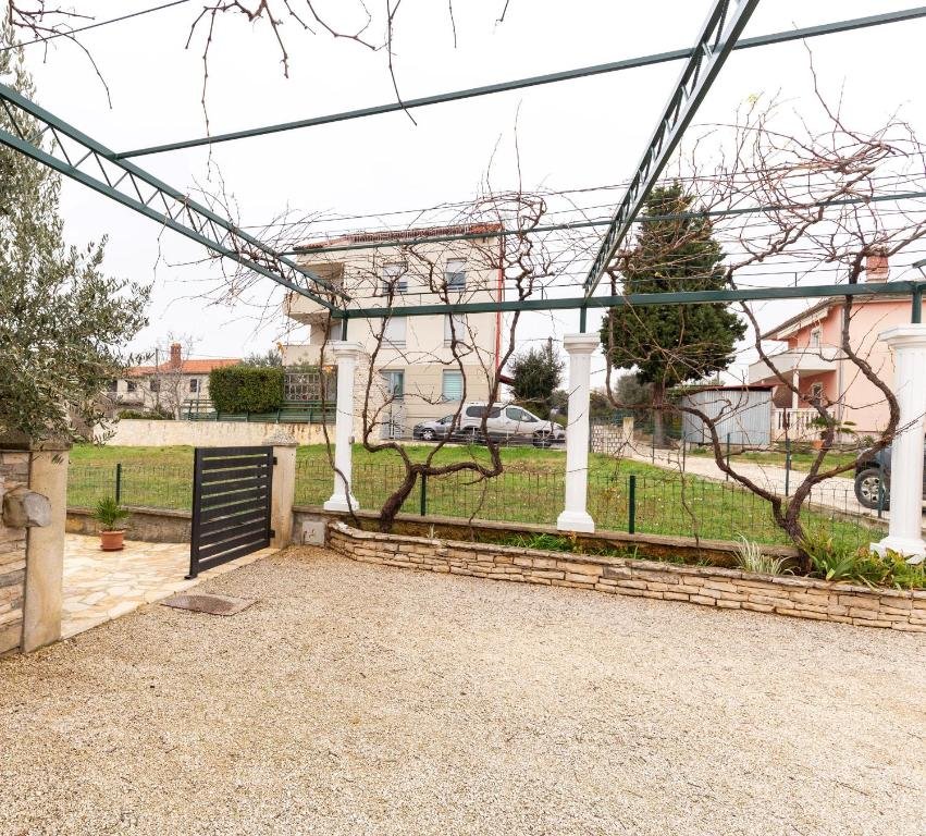 House For rent - ISTARSKA FAžANA