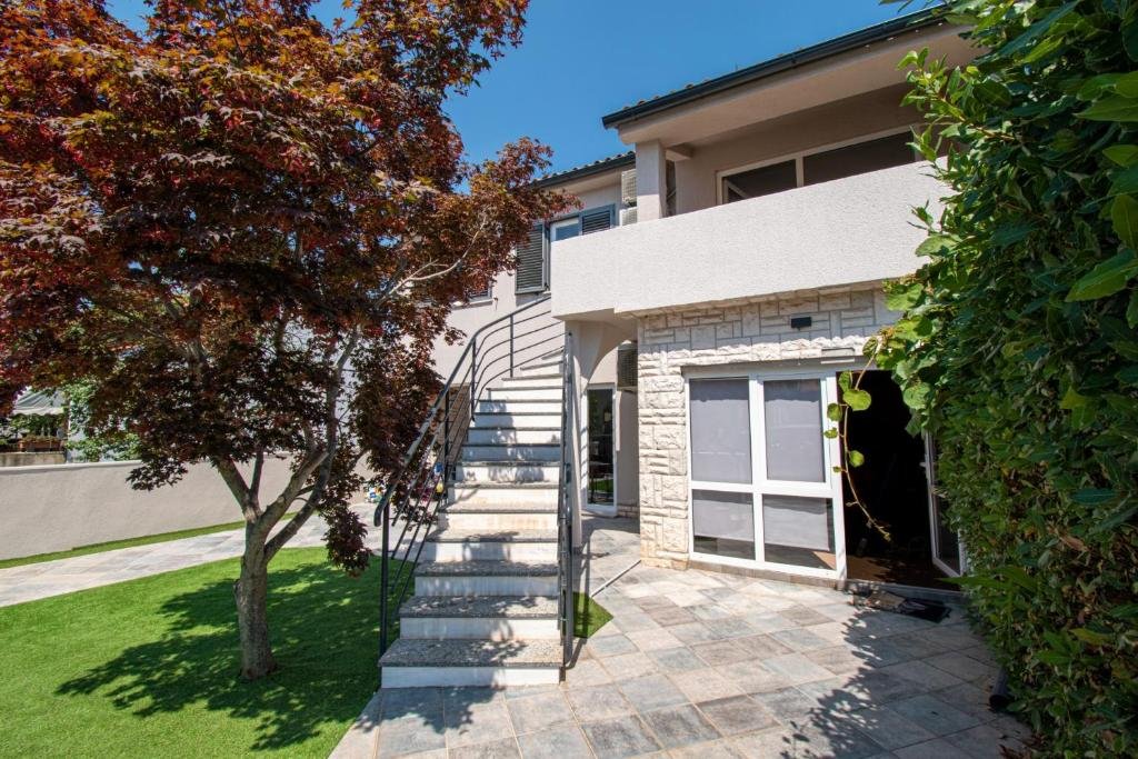 Maison À louer - ISTARSKA LIžNJAN