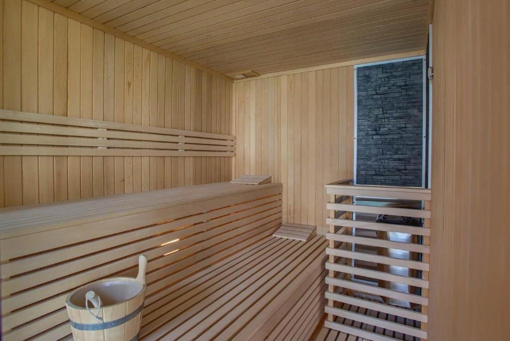 Haus Zu vermieten - ISTARSKA CEROVLJE
