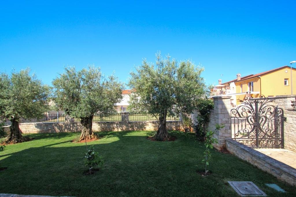 Kuća Za najam - ISTARSKA NOVIGRAD