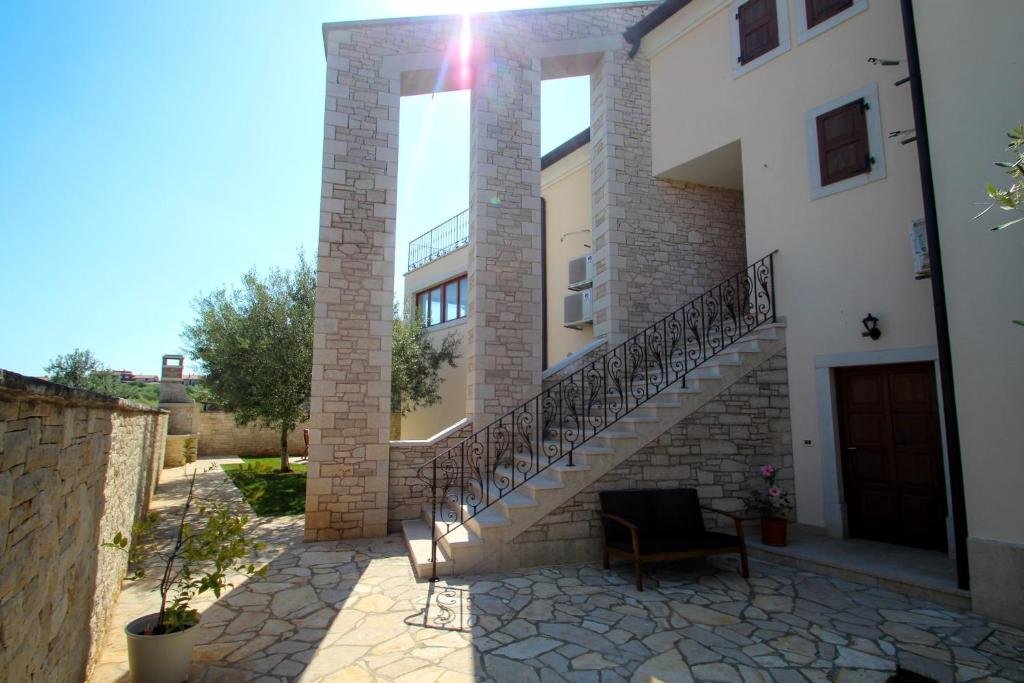Kuća Za najam - Istarska Novigrad - foto 2/38
