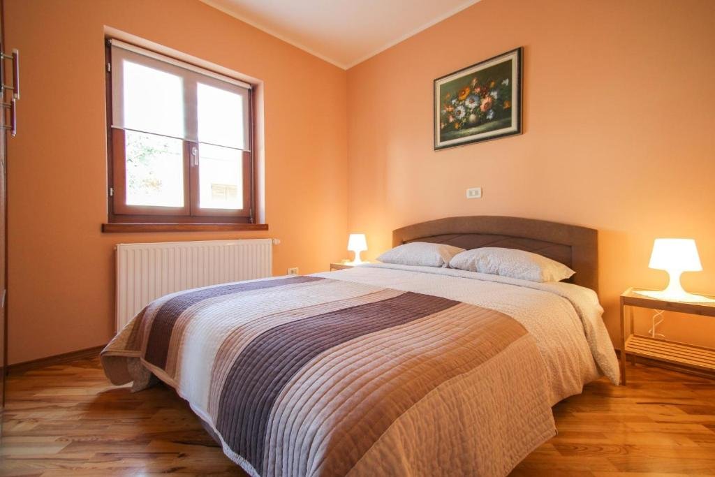 Kuća Za najam - ISTARSKA NOVIGRAD