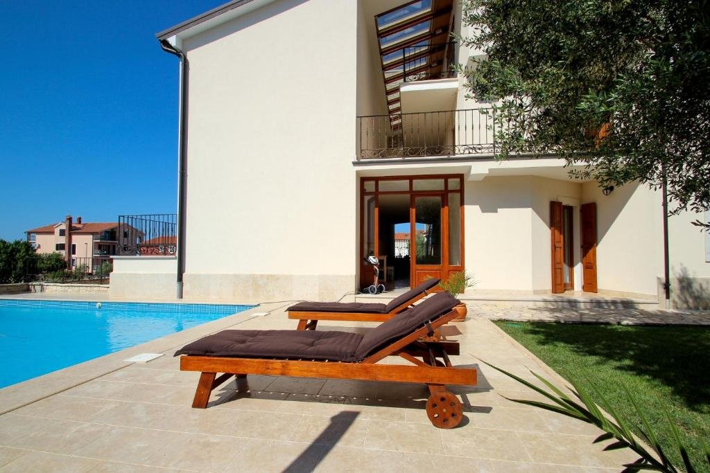 Kuća Za najam - ISTARSKA NOVIGRAD