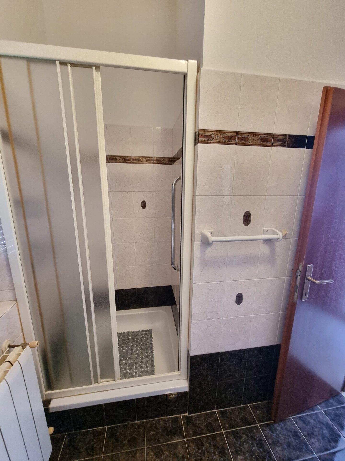 Haus Zu vermieten - ISTARSKA CEROVLJE