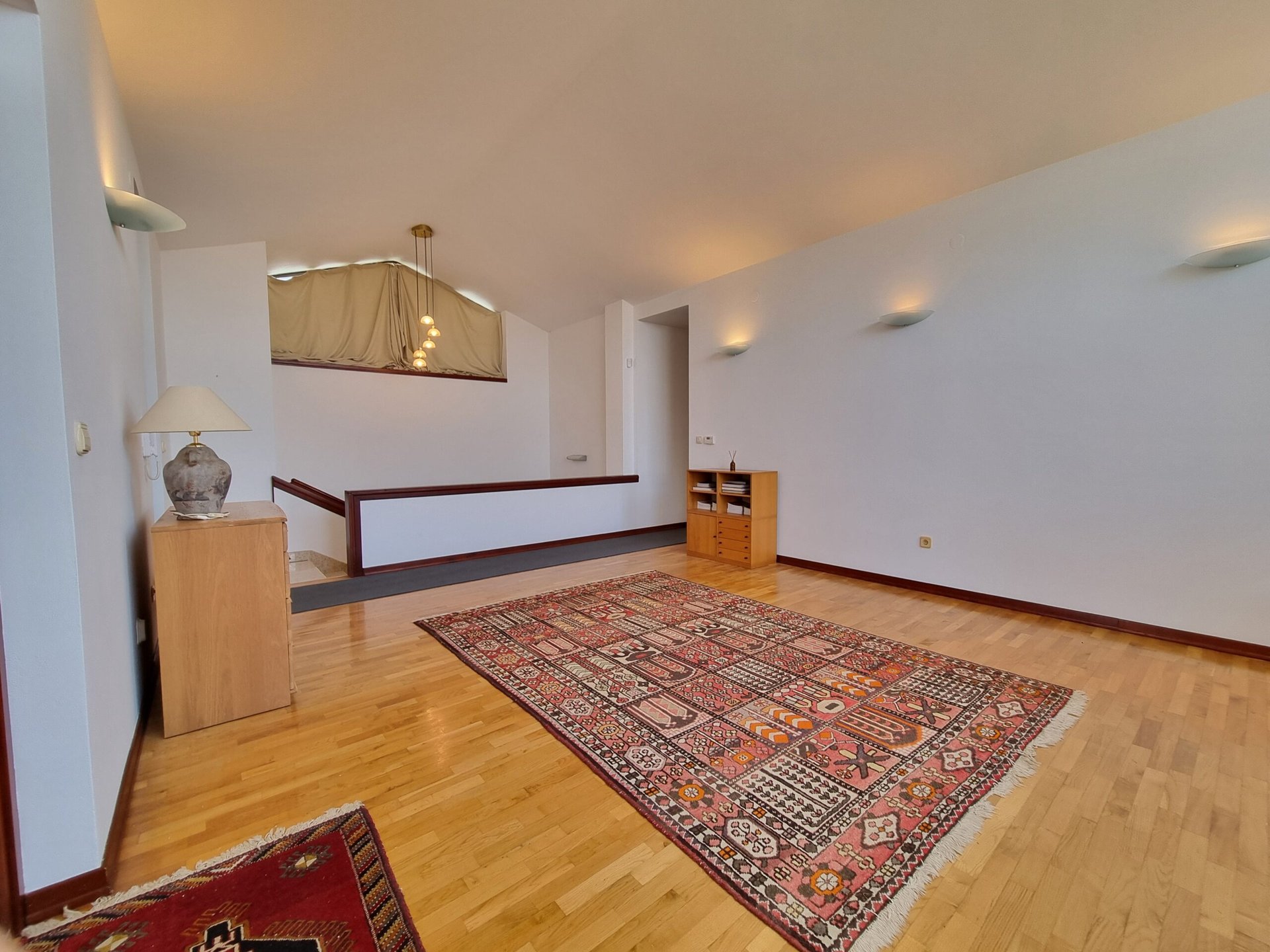 Haus Zu vermieten - ISTARSKA CEROVLJE