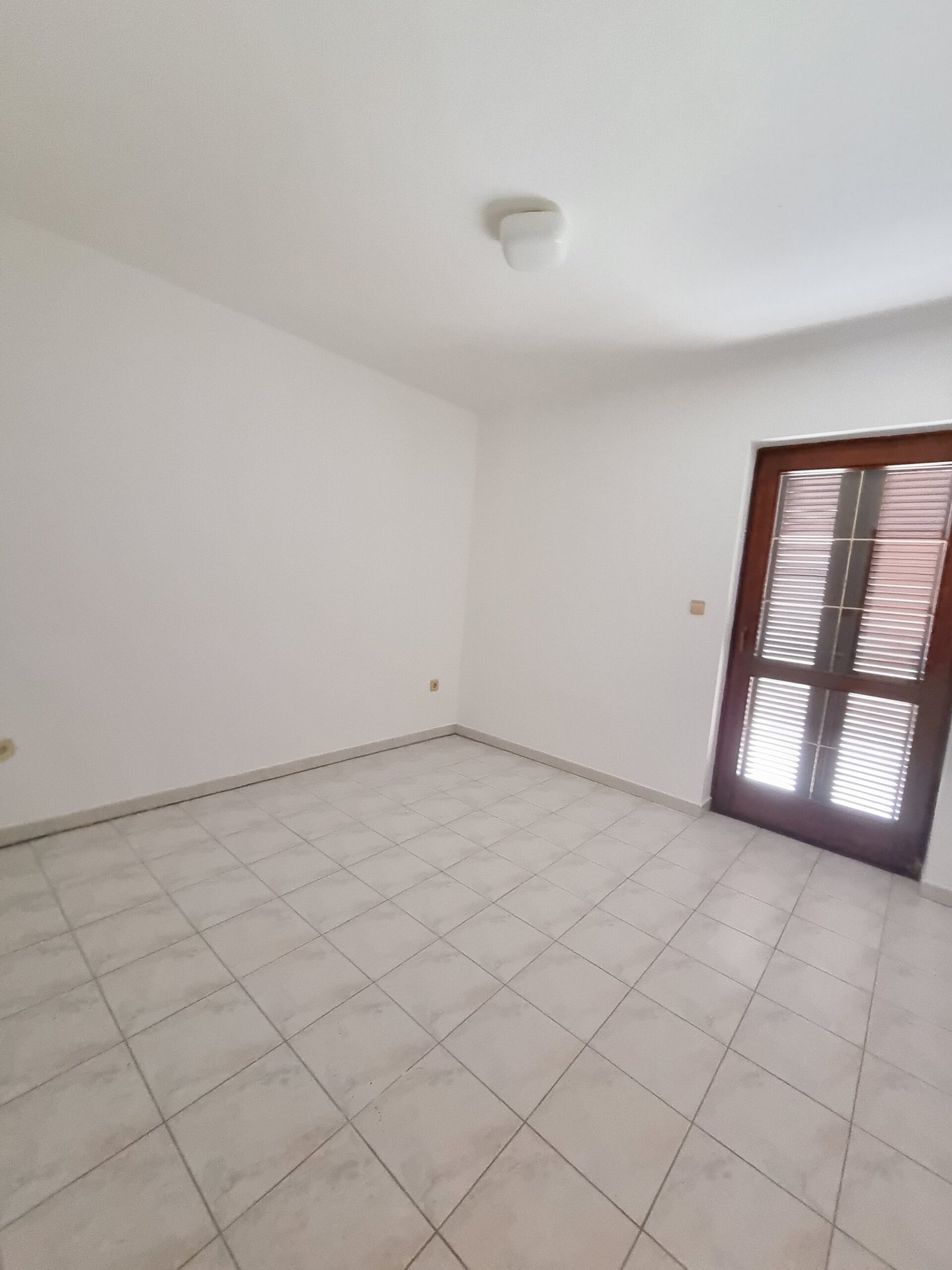 Haus Zu vermieten - ISTARSKA CEROVLJE