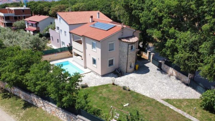Dom na prenájom 250 m² – Pula