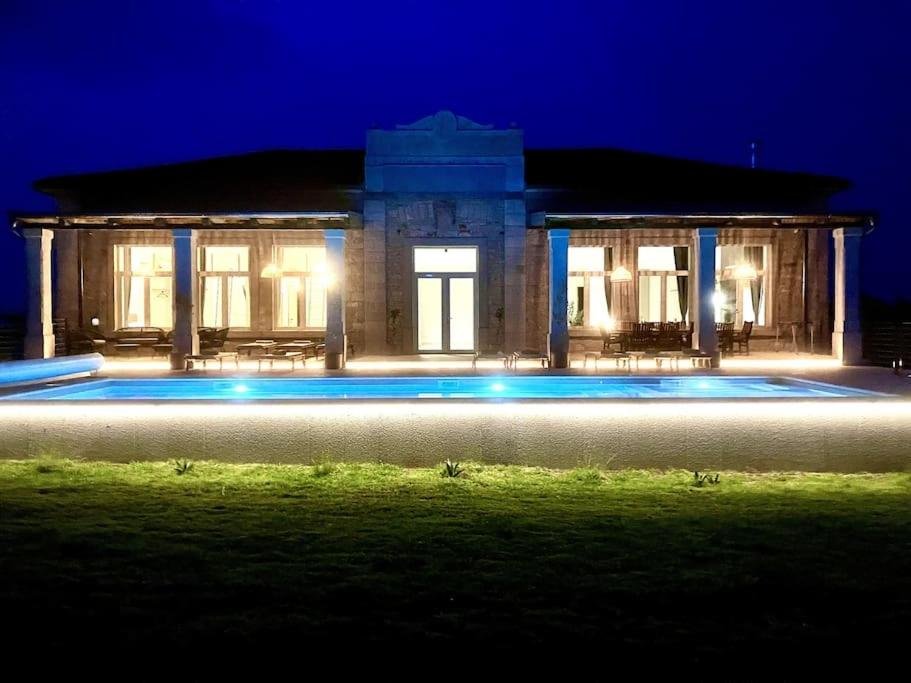Haus Zu vermieten - ISTARSKA CEROVLJE