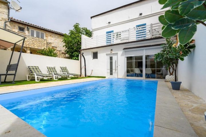 Dom do wynajęcia 140 m² – Poreč