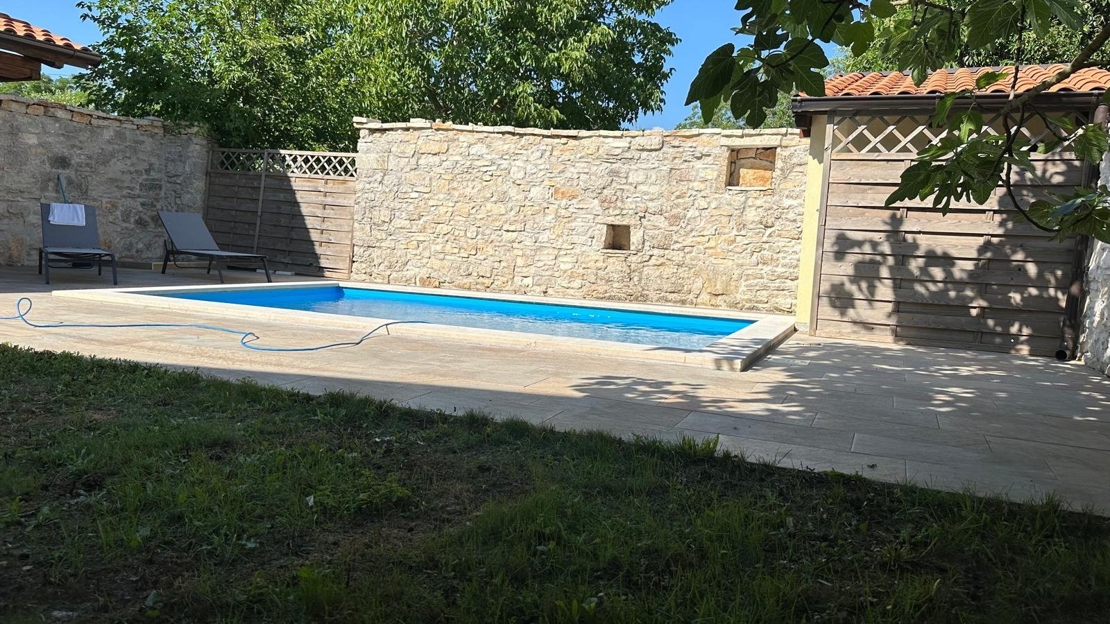 Kuća Za najam - ISTARSKA TINJAN
