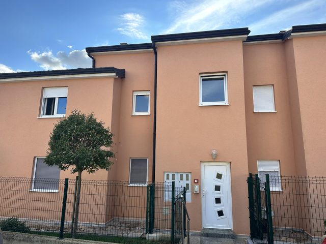 Apartmán k pronájmu 46 m² – Poreč