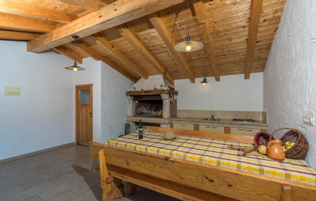 House For rent - ISTARSKA CEROVLJE