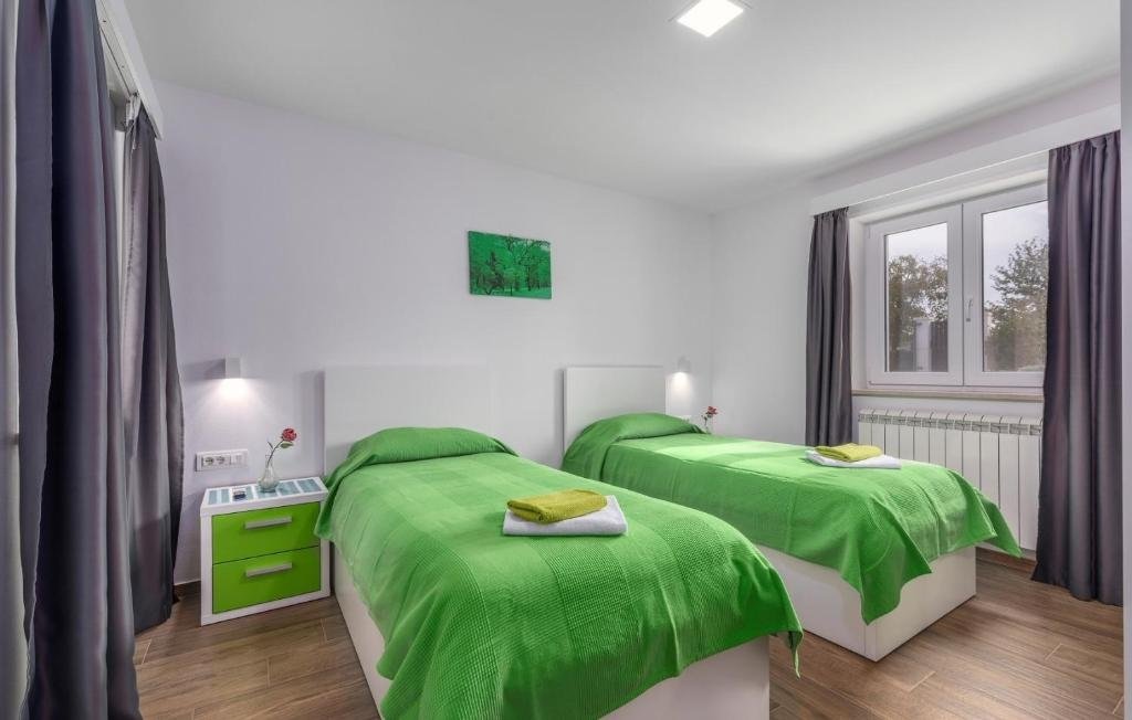 House For rent - ISTARSKA CEROVLJE