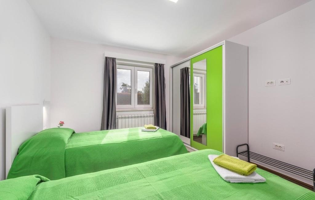 House For rent - ISTARSKA CEROVLJE