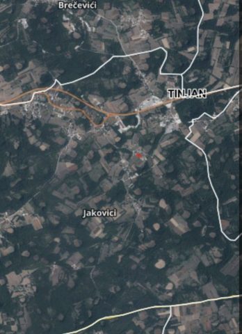 Parcela za najem 515 m² – Tinjan