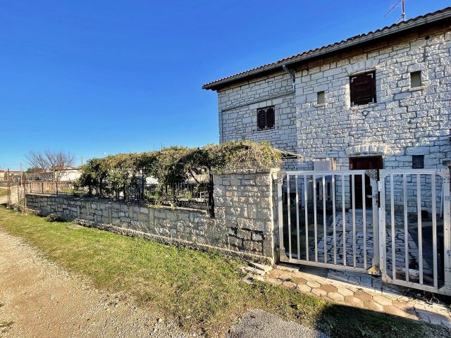 Haus zu vermieten 207 m² – Kanfanar