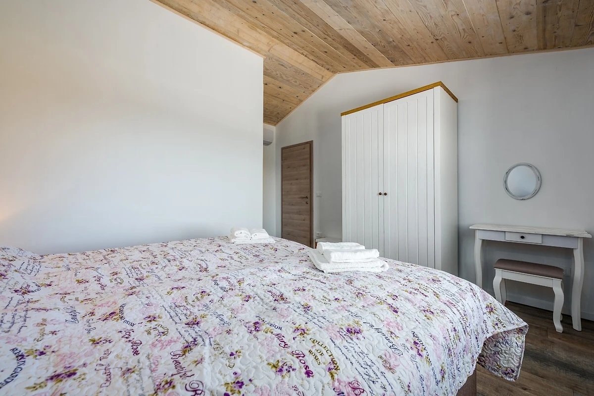 Maison À louer - ISTARSKA CEROVLJE