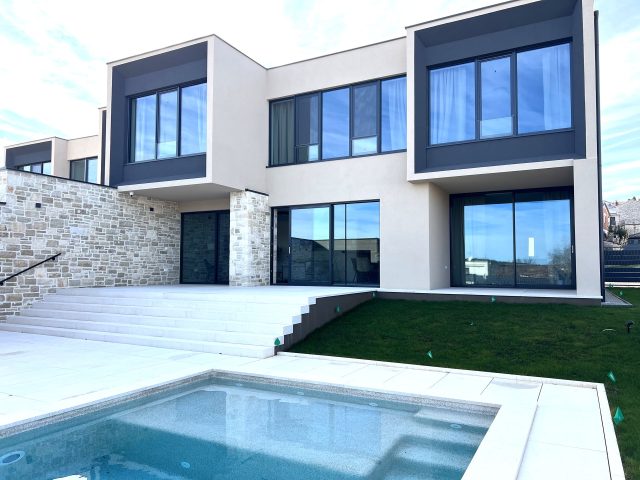 Casa In vendita - Istarska Rovinj - foto 2/34