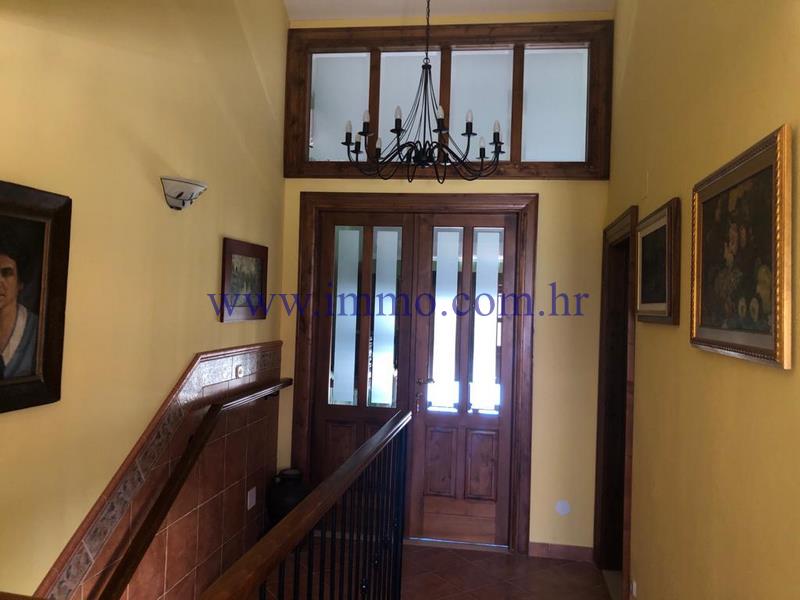 House For sale - SPLITSKO-DALMATINSKA  BRAČ 