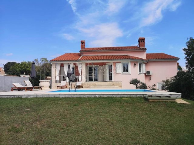 House for sale 240 m² – Marčana