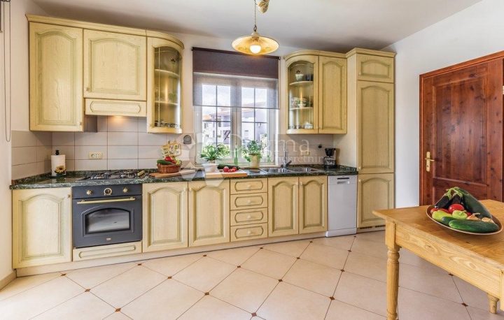 Haus Zu verkaufen - Istarska Marčana - foto 5/16
