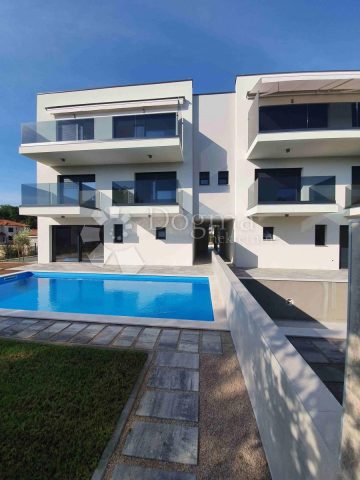 House for sale 500 m² – Malinska