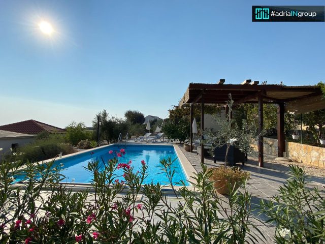 Haus Zu verkaufen - Splitsko-dalmatinska Marina - foto 3/27