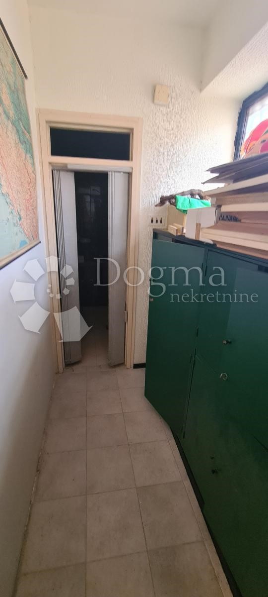 Business premises For rent - PRIMORSKO-GORANSKA  RIJEKA 