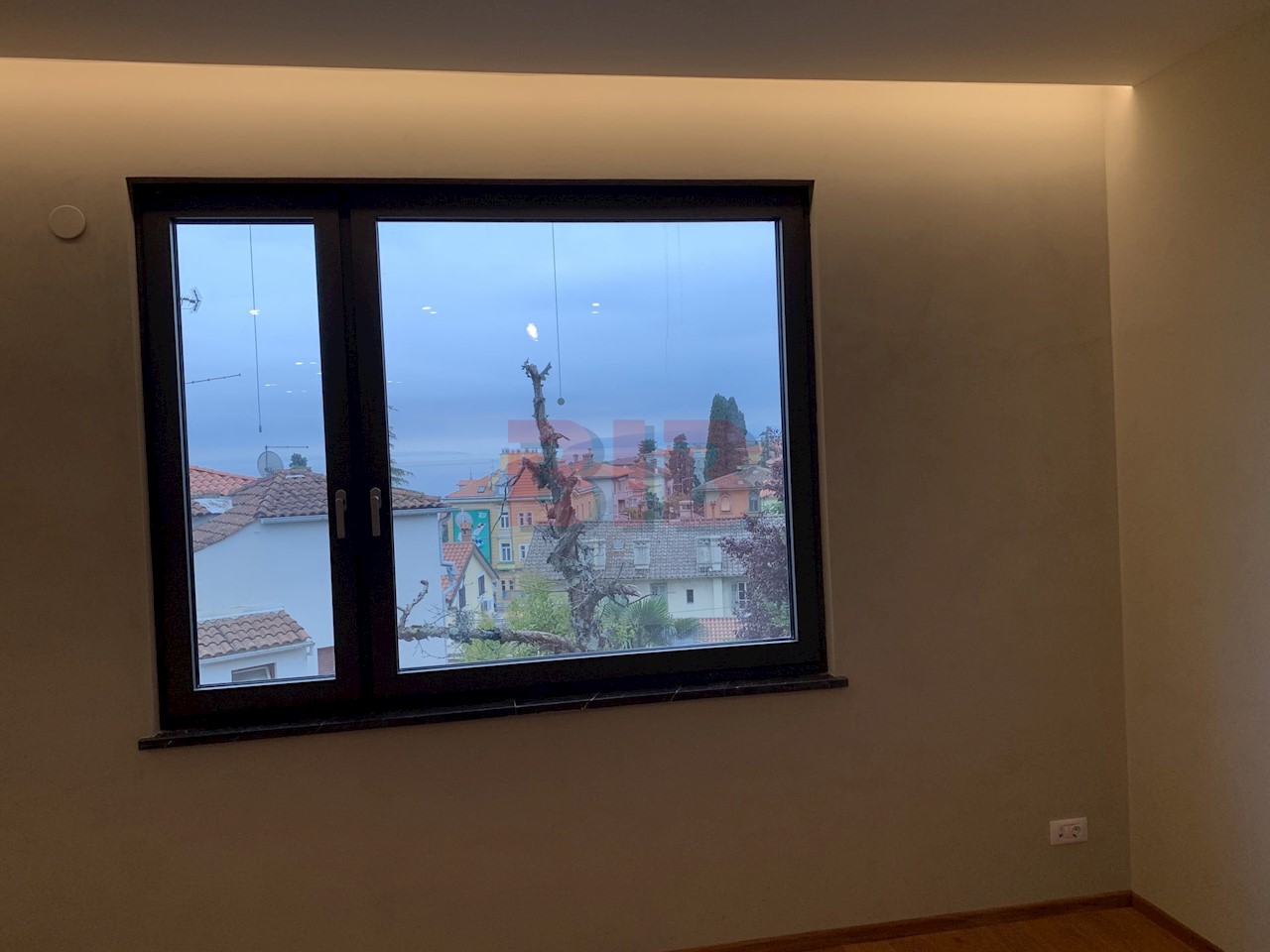 Stan Na prodaju - PRIMORSKO-GORANSKA  OPATIJA 