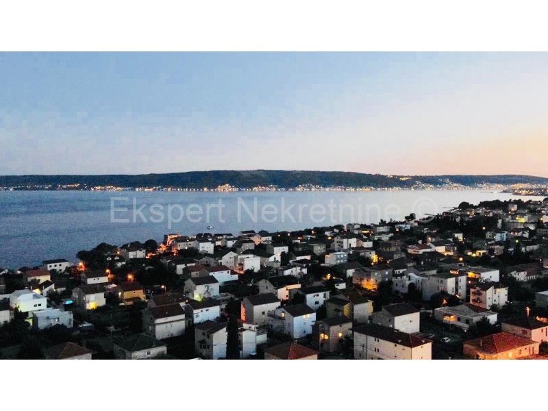 Hiša Naprodaj - SPLITSKO-DALMATINSKA  Kaštela