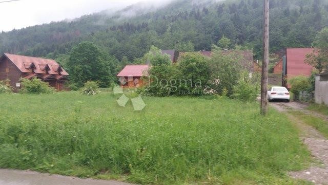 Działka na sprzedaż 712 m² – Jasenak