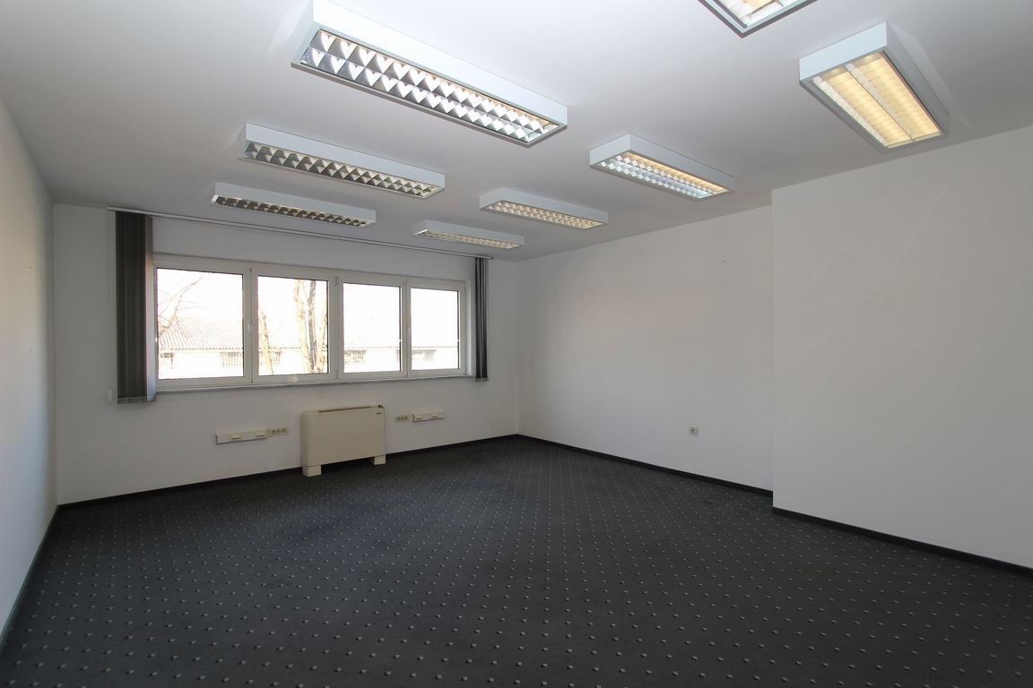 Poslovni prostori Za najem - GRAD ZAGREB  ZAGREB 